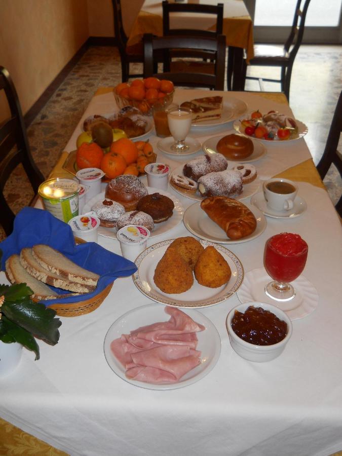 Antico Palazzo Bed and Breakfast Giardini-Naxos Buitenkant foto