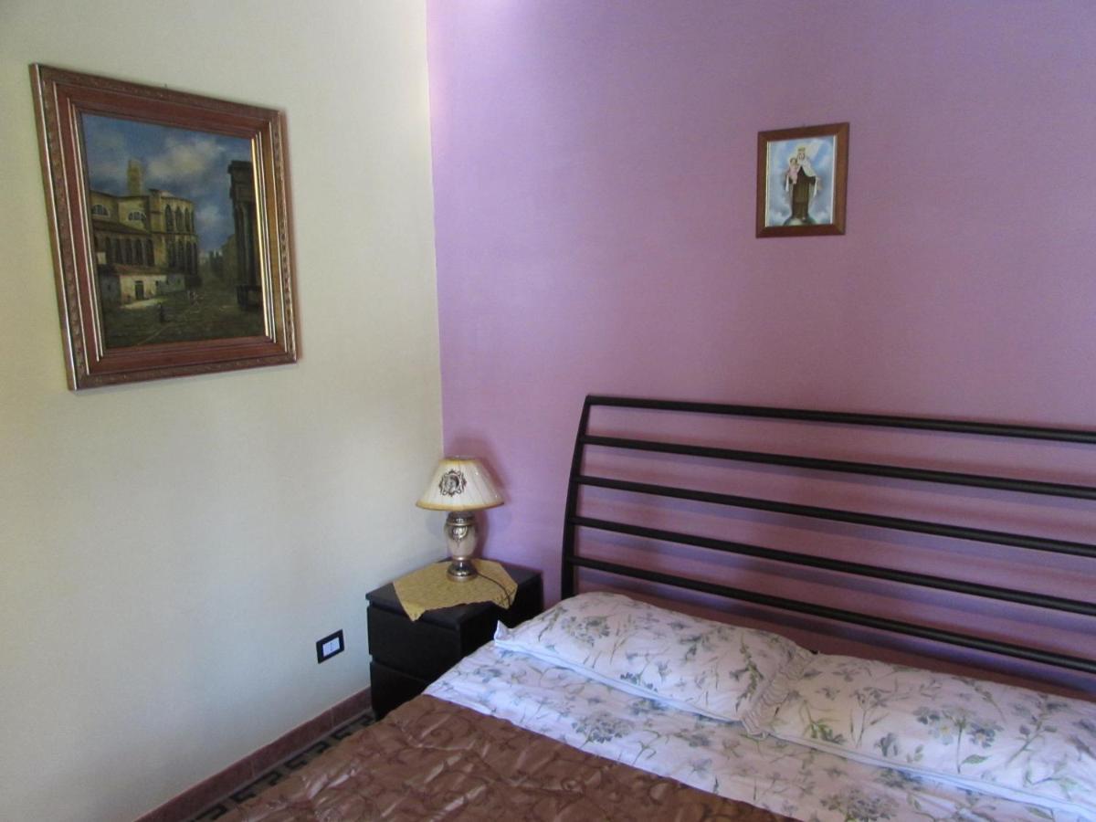 Antico Palazzo Bed and Breakfast Giardini-Naxos Buitenkant foto