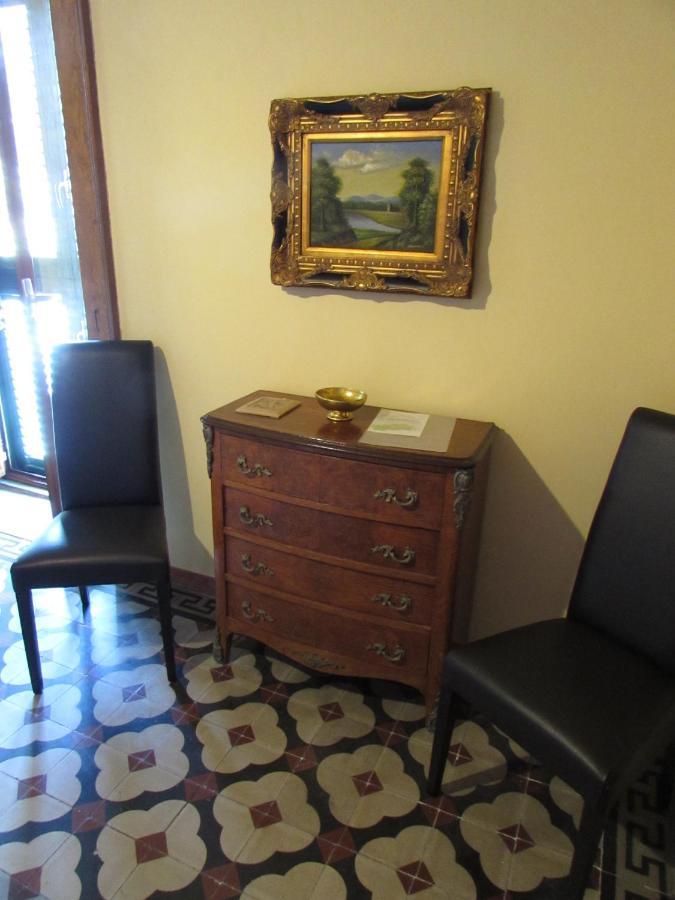 Antico Palazzo Bed and Breakfast Giardini-Naxos Buitenkant foto