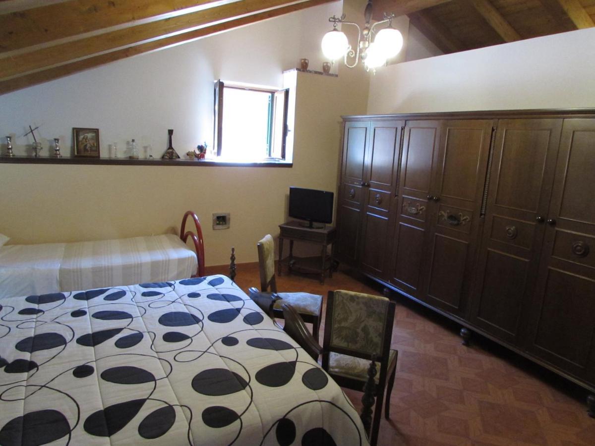Antico Palazzo Bed and Breakfast Giardini-Naxos Buitenkant foto
