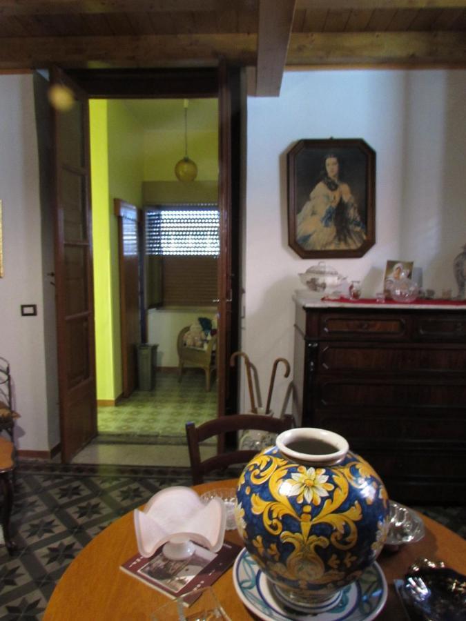 Antico Palazzo Bed and Breakfast Giardini-Naxos Buitenkant foto